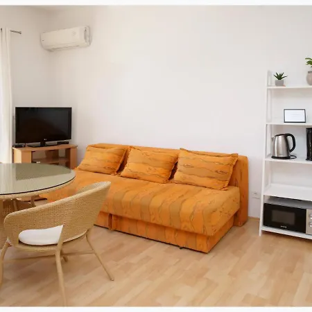 Апартаменты The Peninsula Примоштен