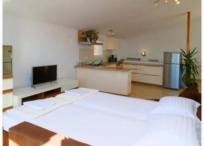 The Peninsula Apartman Primosten